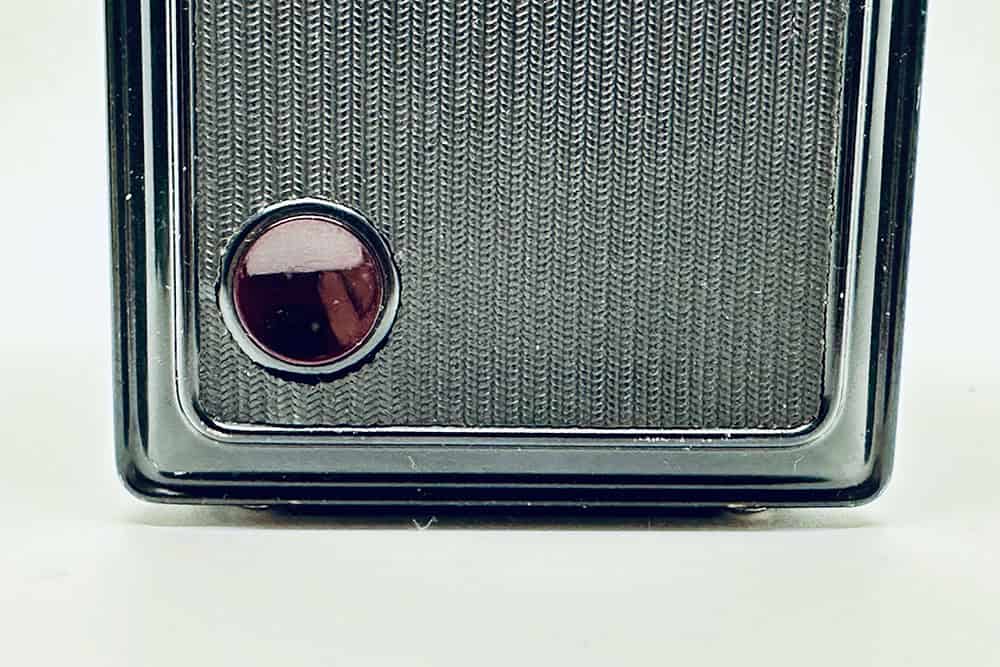 Sichtfenster zum richtigen Transports des Filmes.