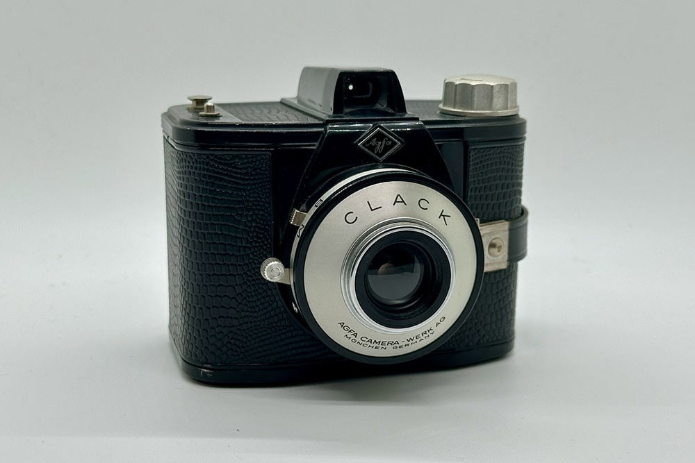 Foto einer Agfa Clack Kamera von vorn