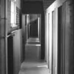 Schwarz-Weiß Foto eines Ganges